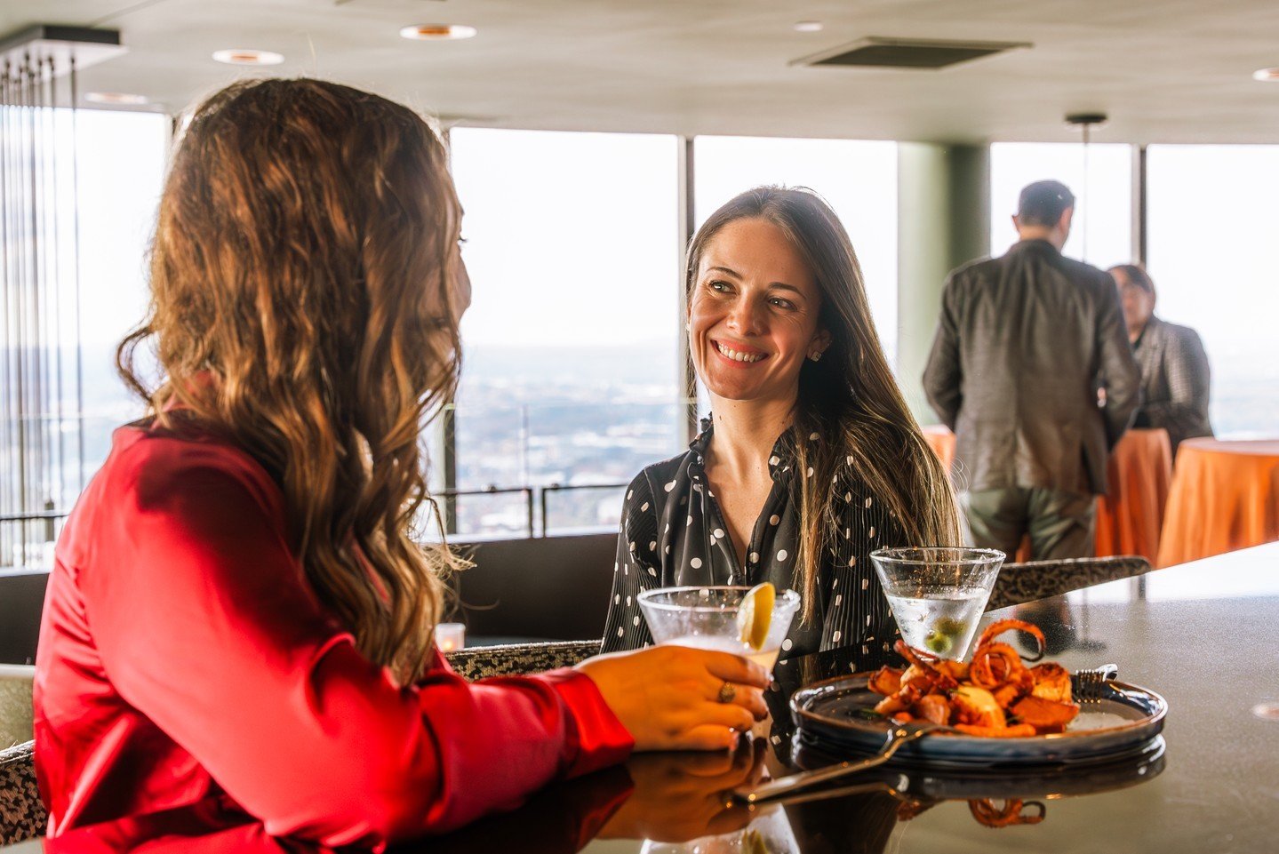 Your new favorite spot is here! Swing by The Sun Dial Bar for expertly crafted cocktails and an atmosphere like no other. 🍸
#SunDialRestaurant #WestinPeachtreePlaza #TheSunDialBar