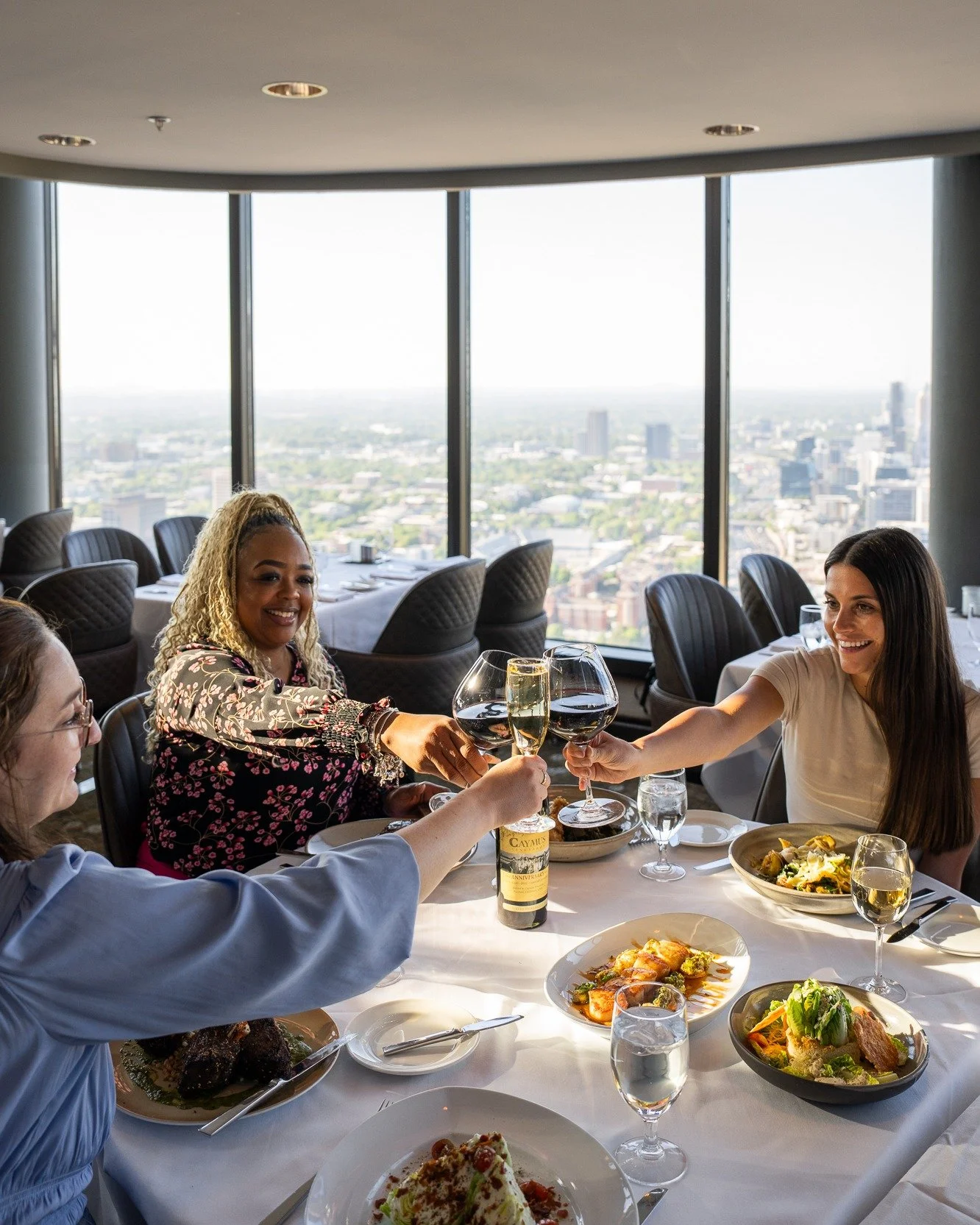 Some evenings are better shared. 🥂

From celebrations to corporate dinners, Sun Dial&rsquo;s small group gatherings bring together skyline views, curated menus, and an atmosphere designed for meaningful connection above the city.