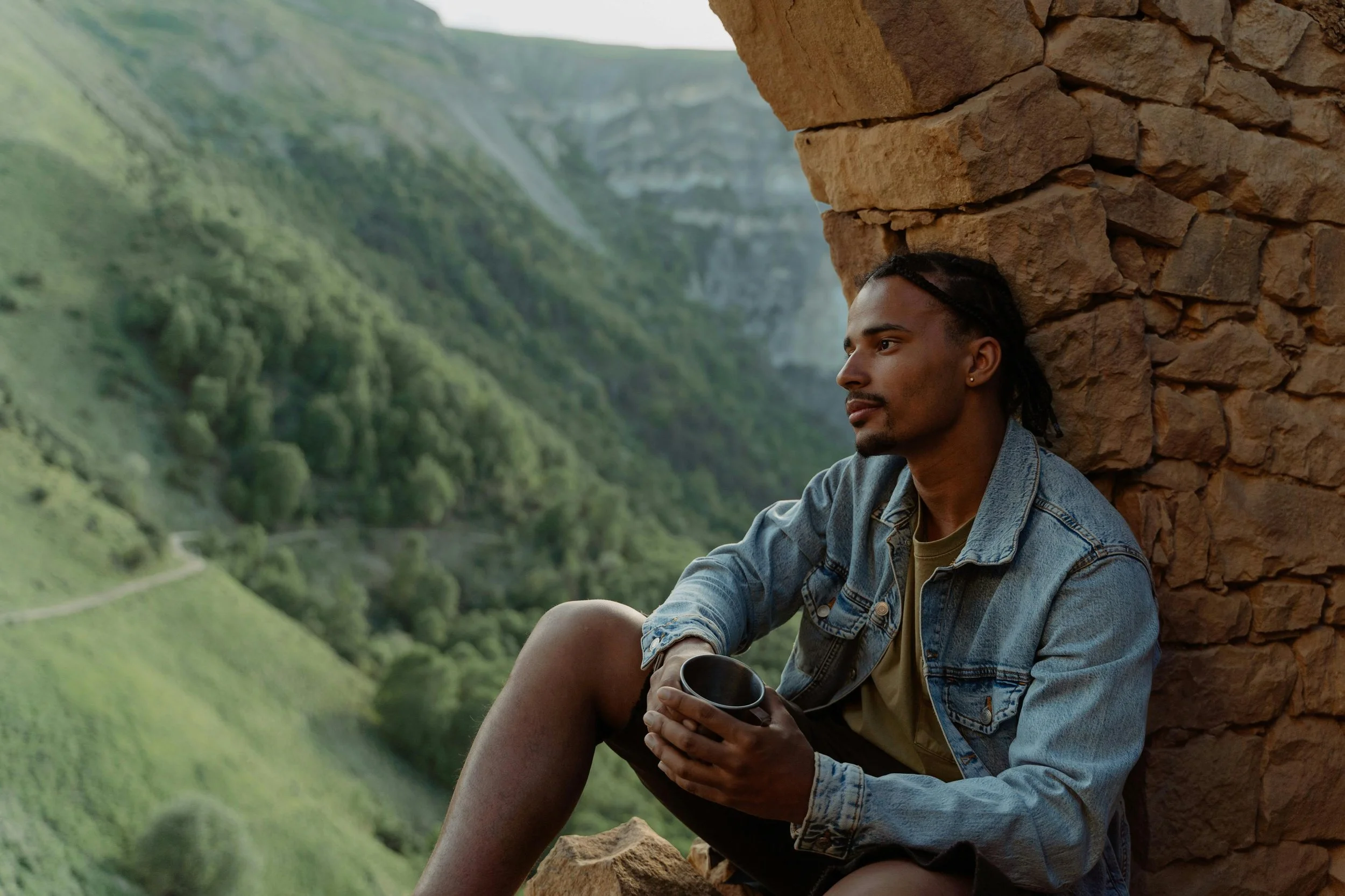 In the Pause, We Find Our Power: How Reflection Drives Meaningful Action in Leadership