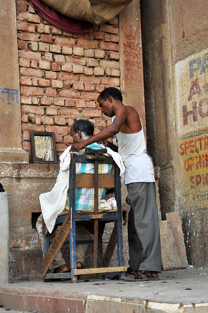 The Barber, Uttar Pradesh, India