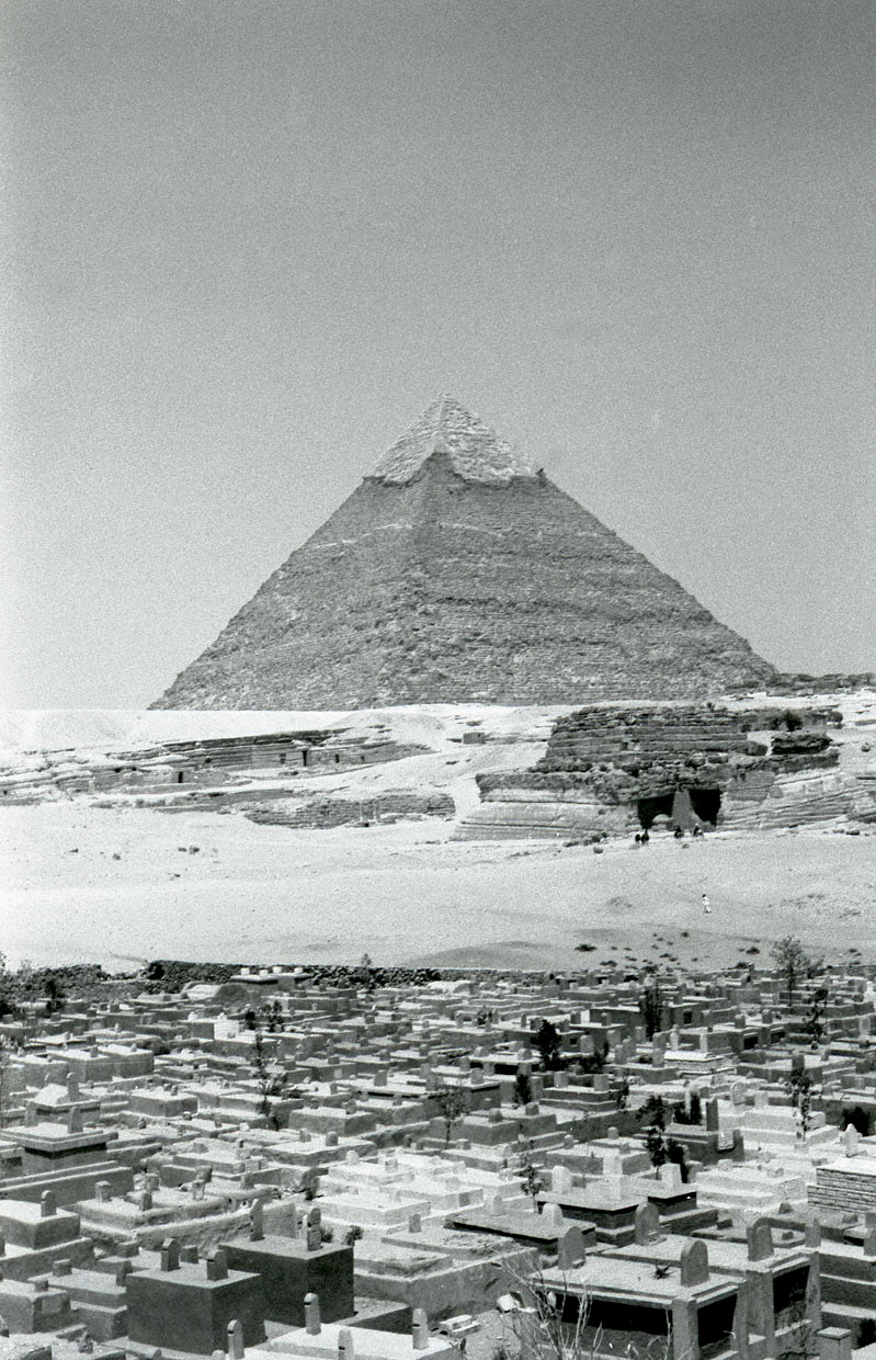 Pyramid of Khafre, Giza, Egypt-4009.jpg