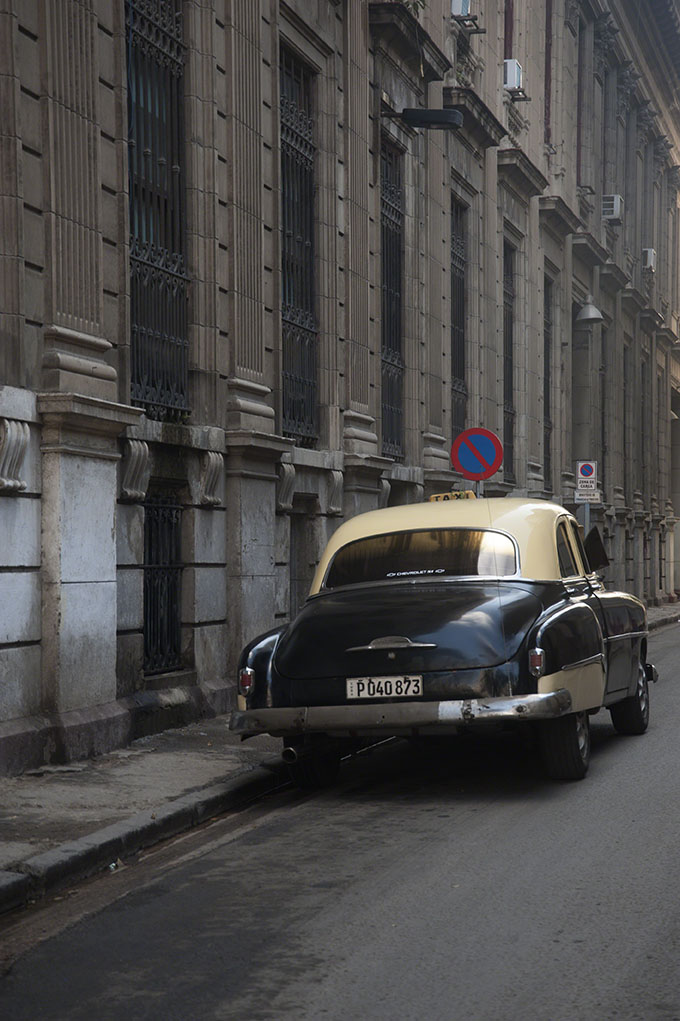 Un Carro en Habana, Habana, Cuba