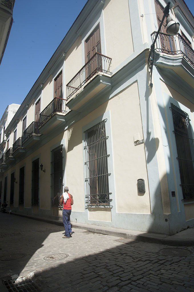 A Red Shirt on a Street and It's Corner, Habana, Cuba