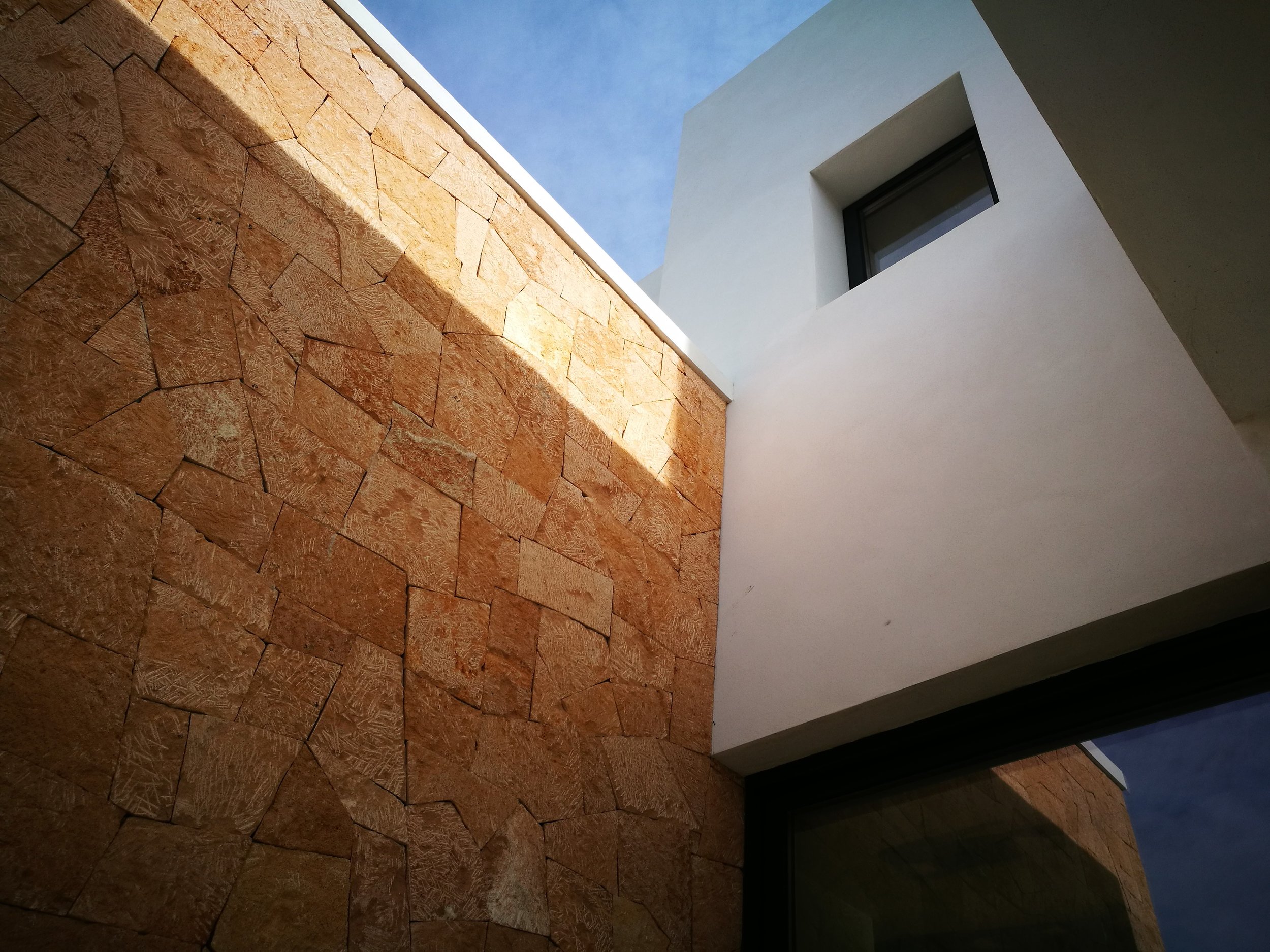 This family house was designed to minimize overlooking to and from neighbouring properties.