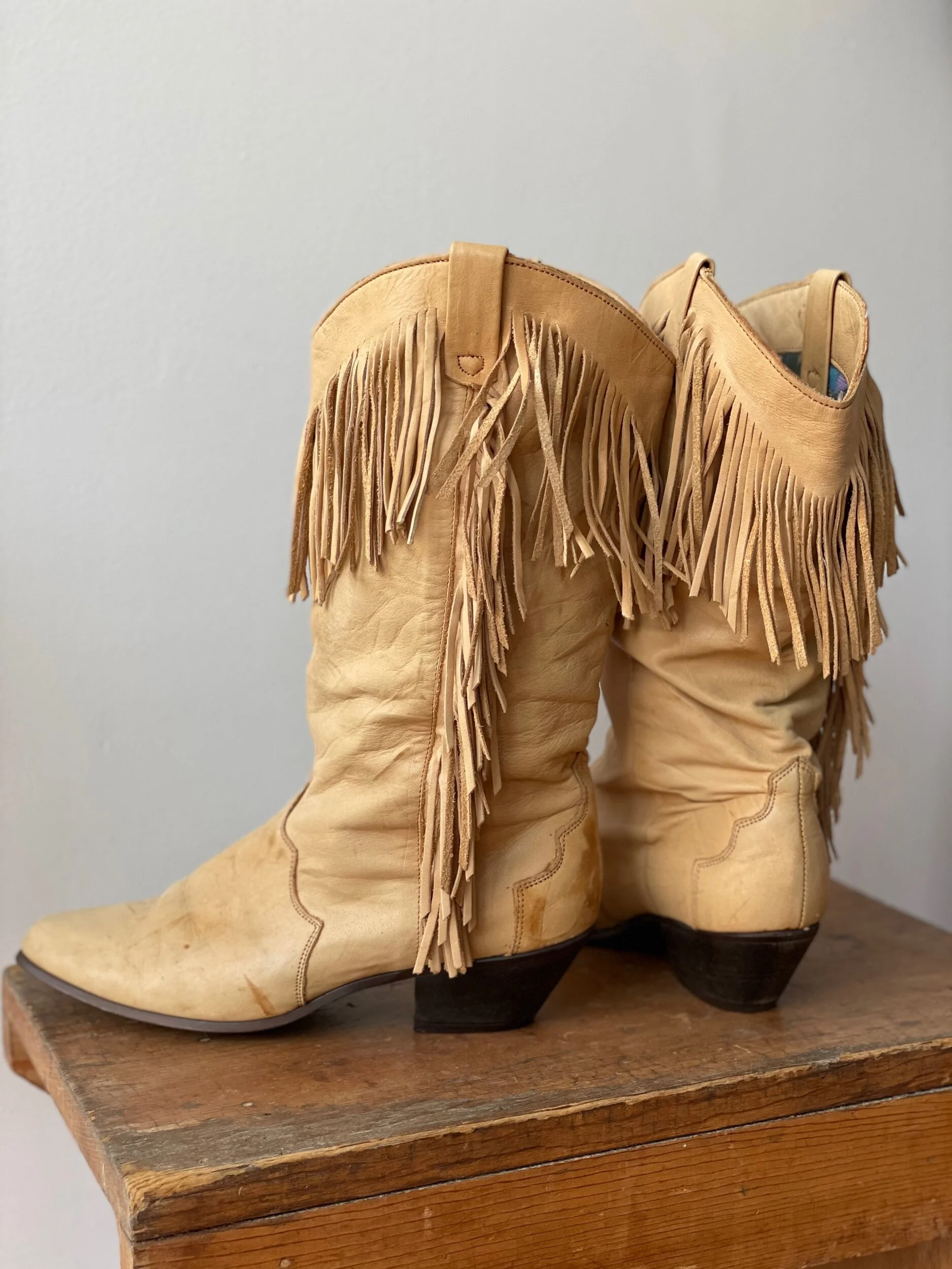 5955D2FE-BA05-47D1-8E21-FC22B123D2B1