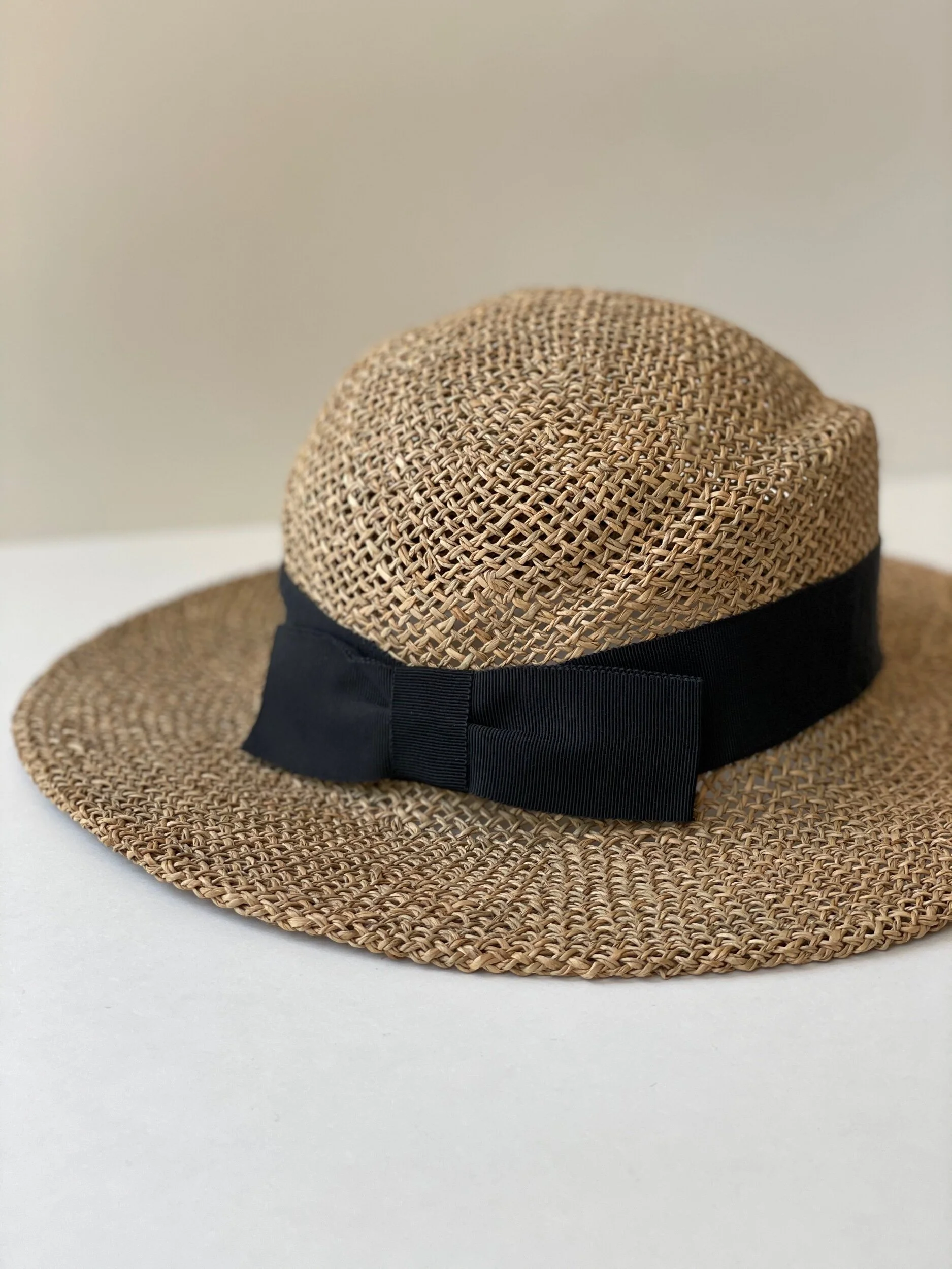 6FEA53F4-9386-457C-B101-5997E2E594C4