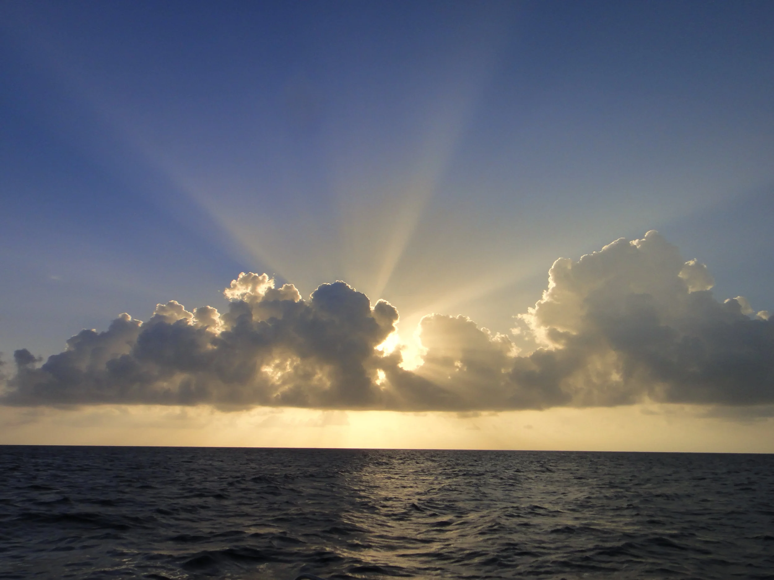 Sunset_in_Belize_(4905979919).jpg