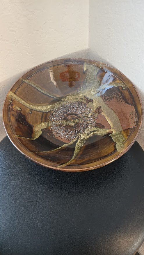 Wide boel with glaze design.jpg