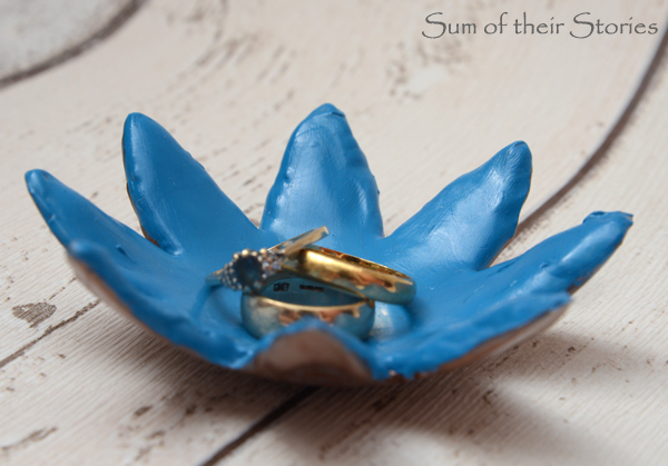 blue flower ring dish.jpg