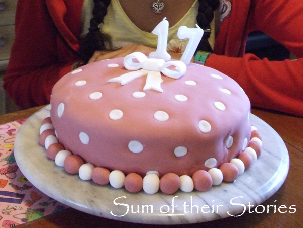 pink polka dot cake