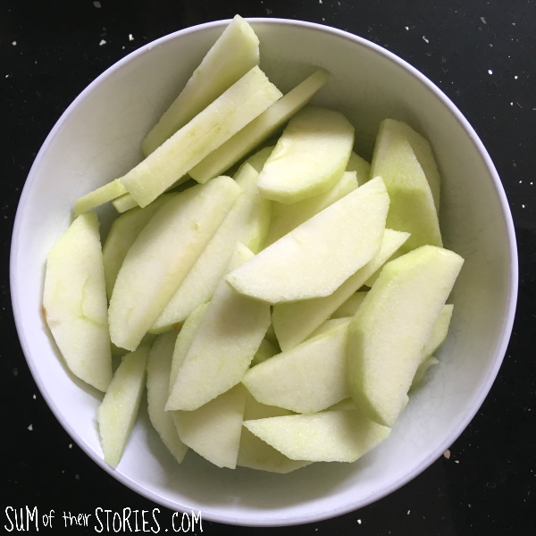 sliced apple.png