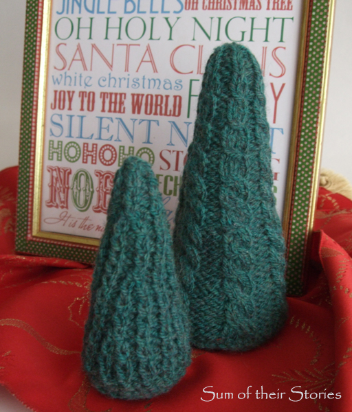 free knitting pattern for mini christmas trees
