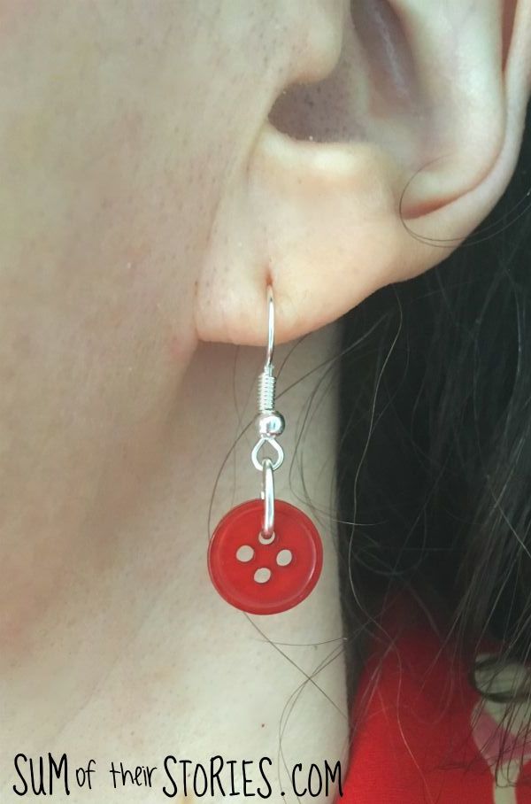 how to make button earrings