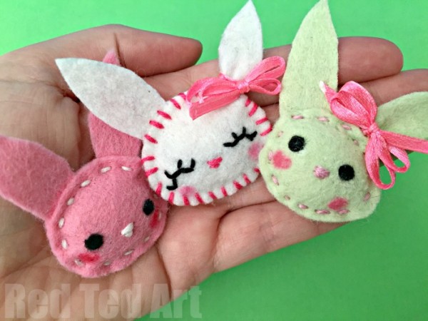 Easy-Bunny-Brooch-sewing-for-beginners-a-lovely-little-Easter-Craft-for-kids-600x450.jpg