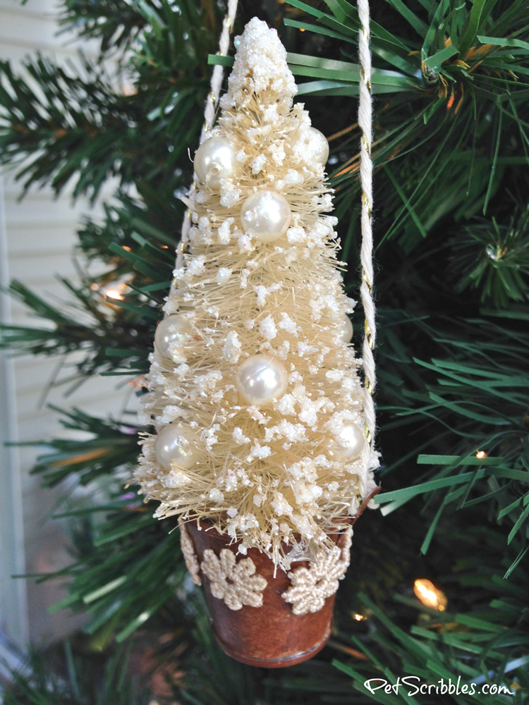 How-to-make-a-beautiful-bottle-brush-ornament.png