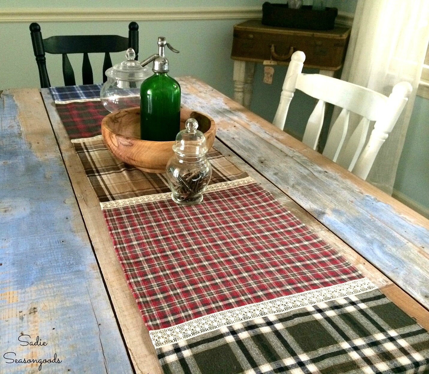 Fall-table-runner-with-flannel-fabric-from-second-hand-clothes-and-lace-ribbon-for-a-cozy-home-and-rustic-home-decor-by-Sadie-Seasongoods.jpg