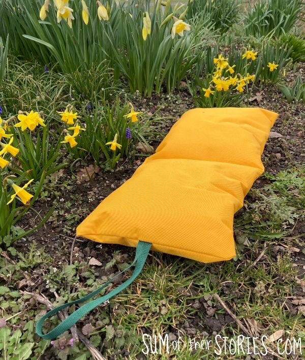 How to make a garden kneeling pad