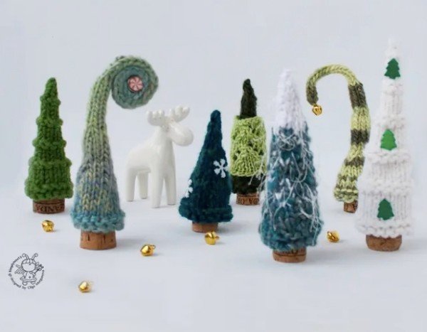 7 cute knitted christmas tree patterns