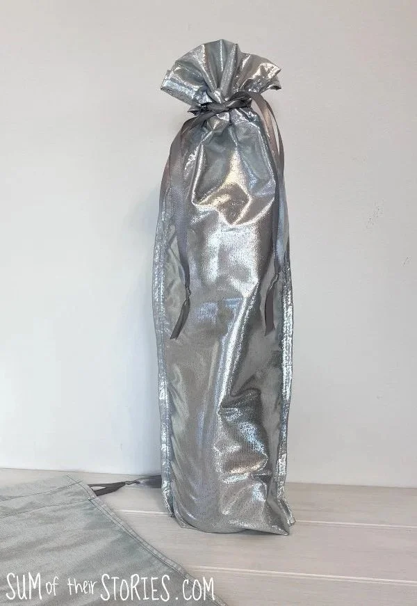 silver fabric bottle gift bag diy tutorial