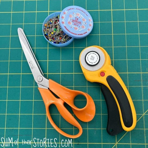 18 top tips for beginners, sew your own clothes — Sum of their Stories ...