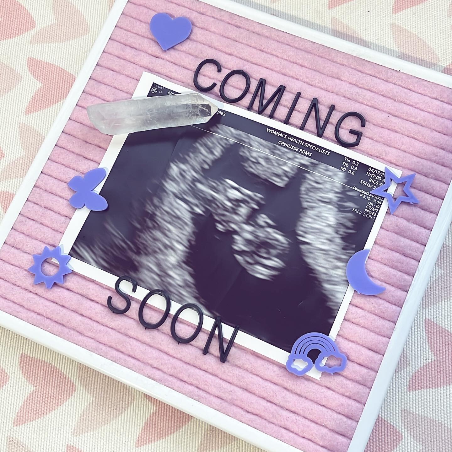 Been wanting to share this for awhile: a new lil star will be joining the castle in November! 😍✨
.
.
.
.
.
.
.
.
.
.
.
#lightworkers #spiritualentrepreneur #spiritualentrepreneurs #lightworkersunite #mommabear