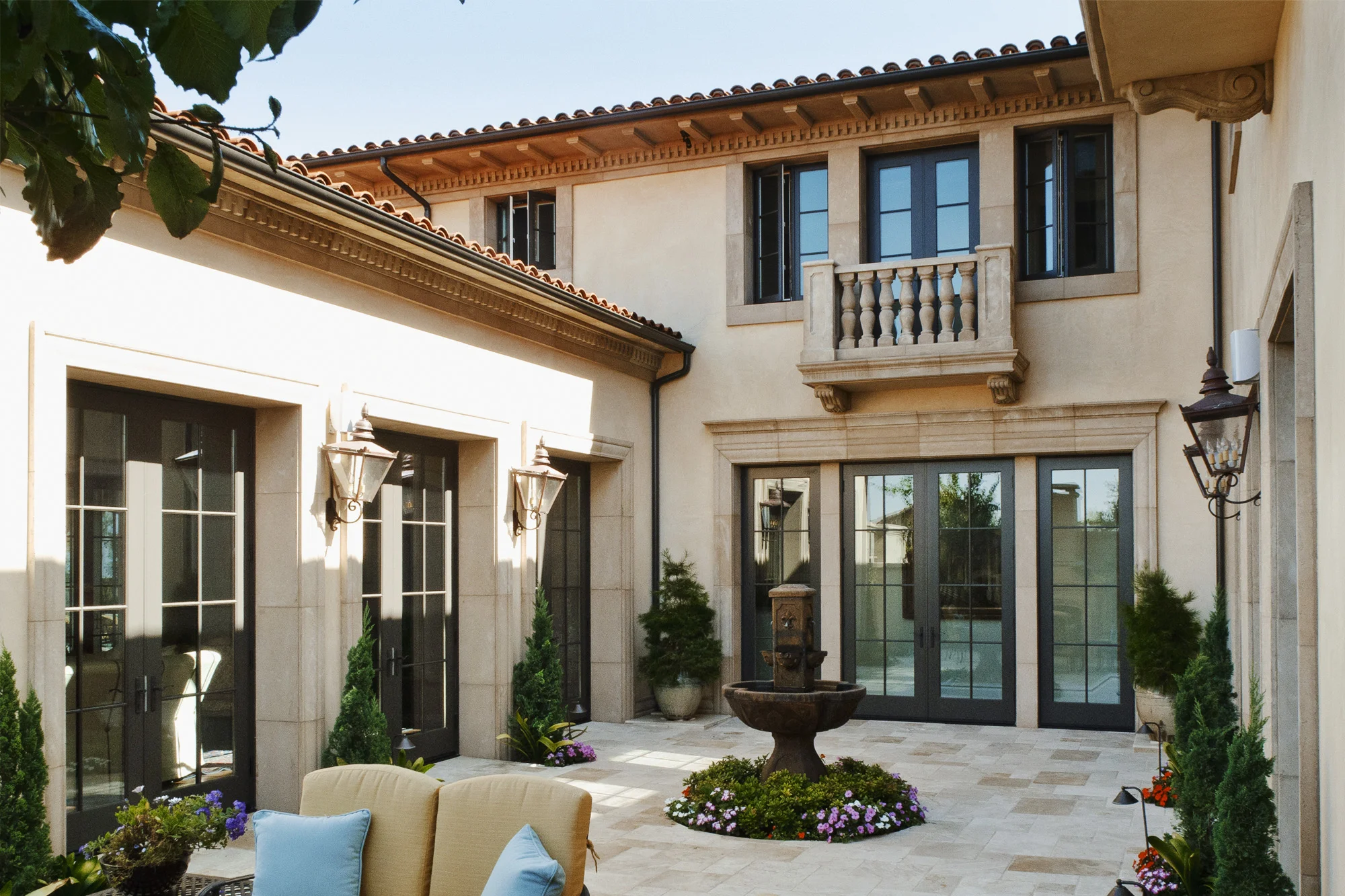 Crystal Cove - Northern Italian Villa Patio by Oatman Architects