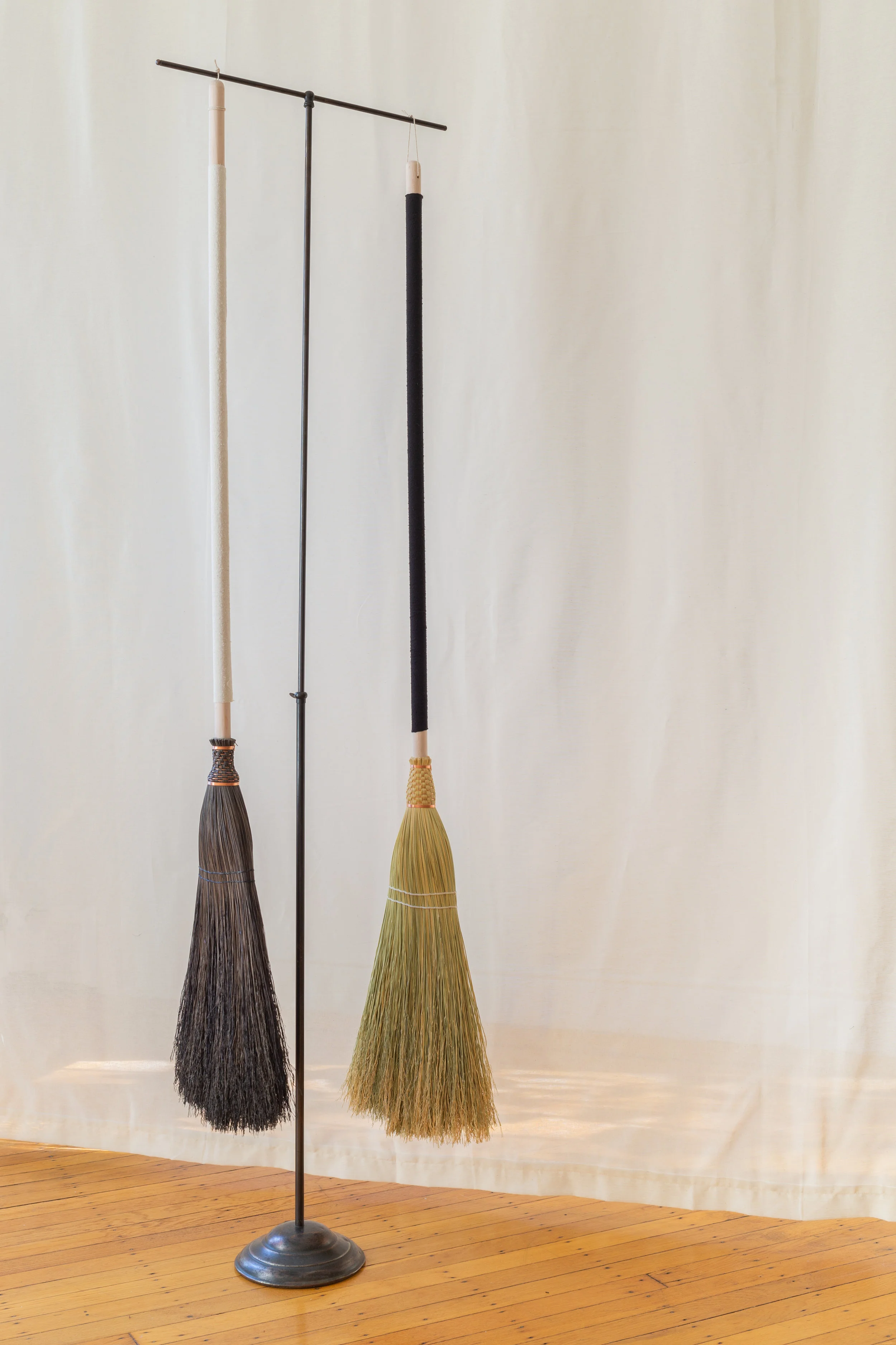 CustodianDigital-7-sheathed black:white and natural:black.jpg