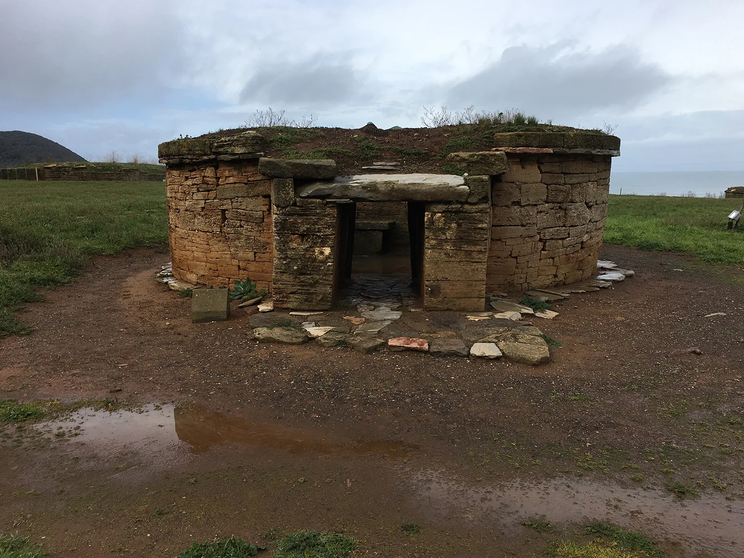 Tomb of the Cylindrical Pyxides