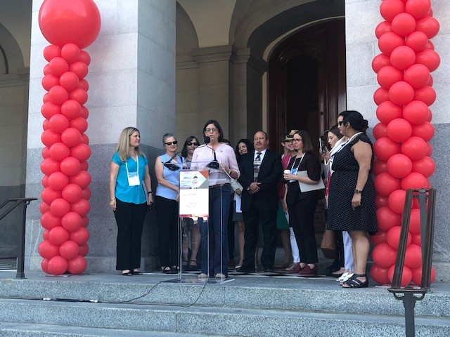  Assemblywoman Cecilia Aguiar Curry receives the Community Health Center Champion Award 