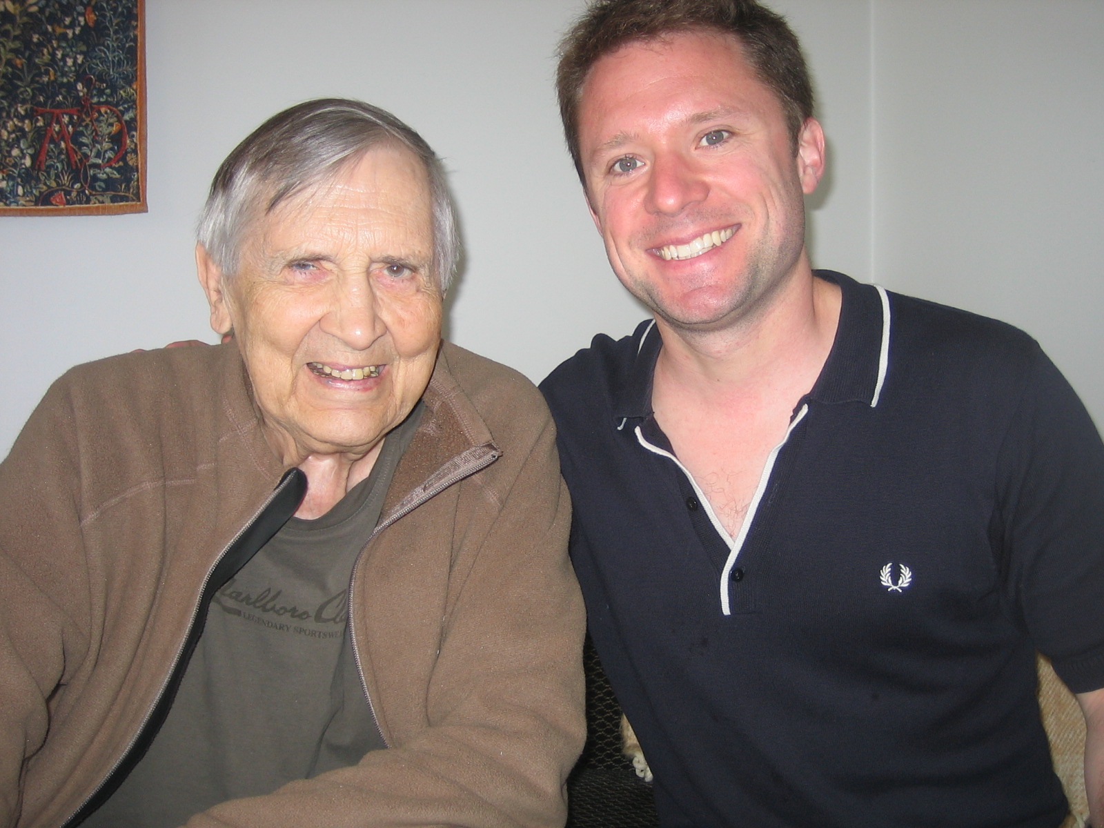 With Einojuhani Rautavaara in Helsinki in May 2009, a few months prior to the premiere of ‘Incantations’