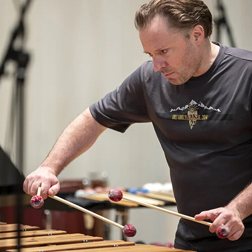 Live music back with a bang: "Currie is like a master magician"