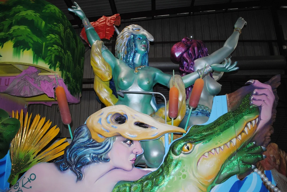 3sirens float side_b.jpg