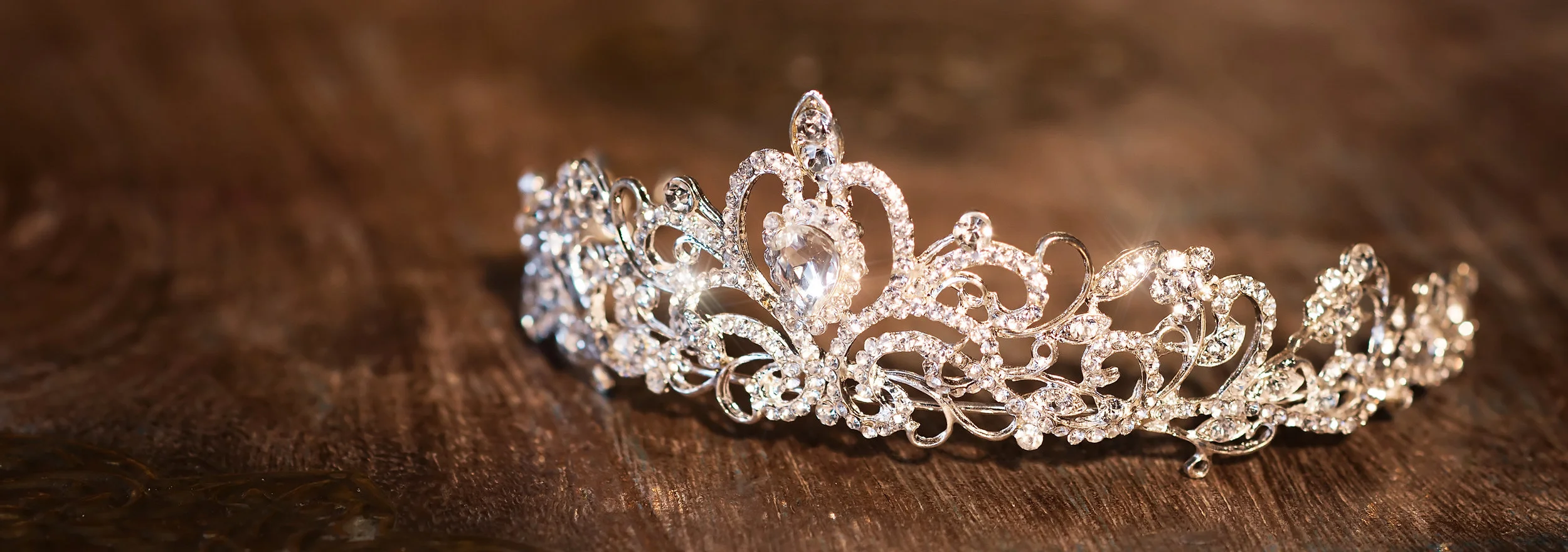 5 Ways to Make Decisions like a Queen