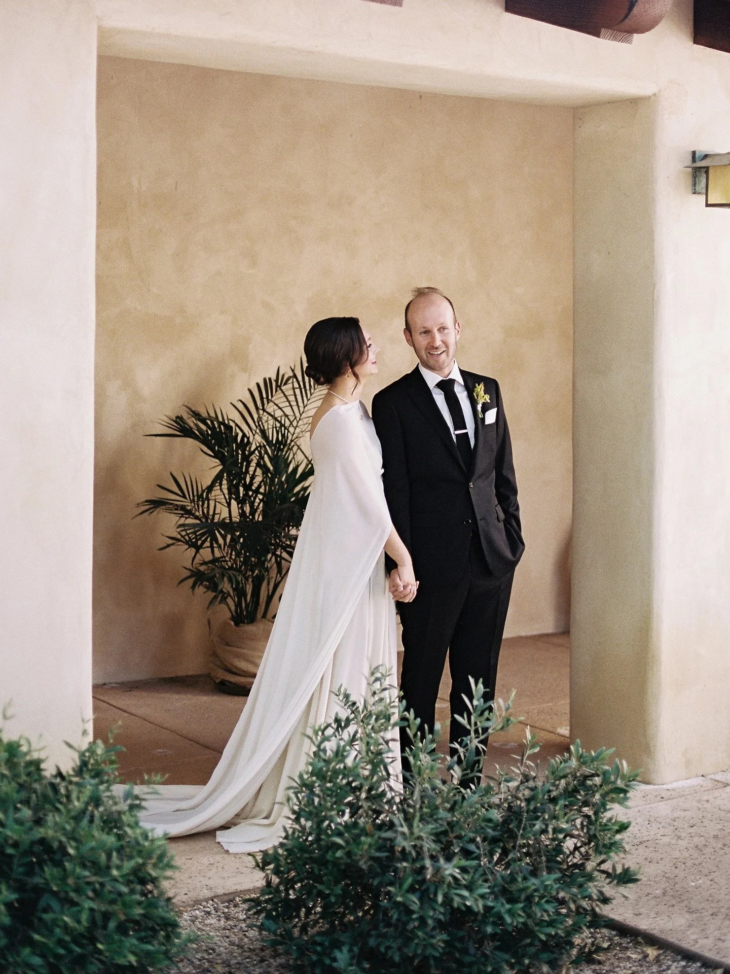 A Ojai wedding day in 15 frames🥂

2nd shot last year for @gabbieburseth ❣️