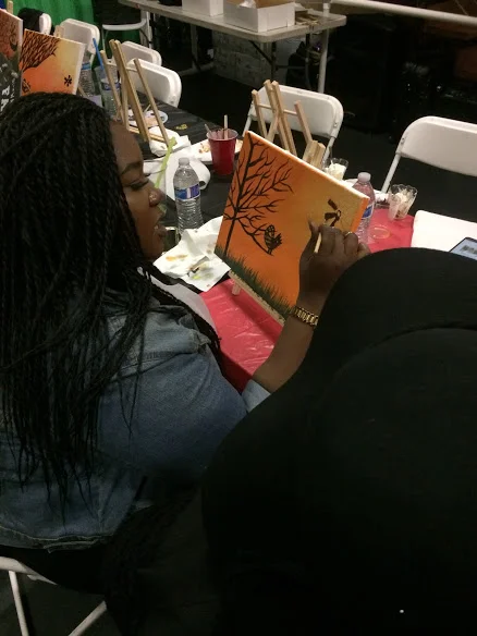 shes paintin.JPG