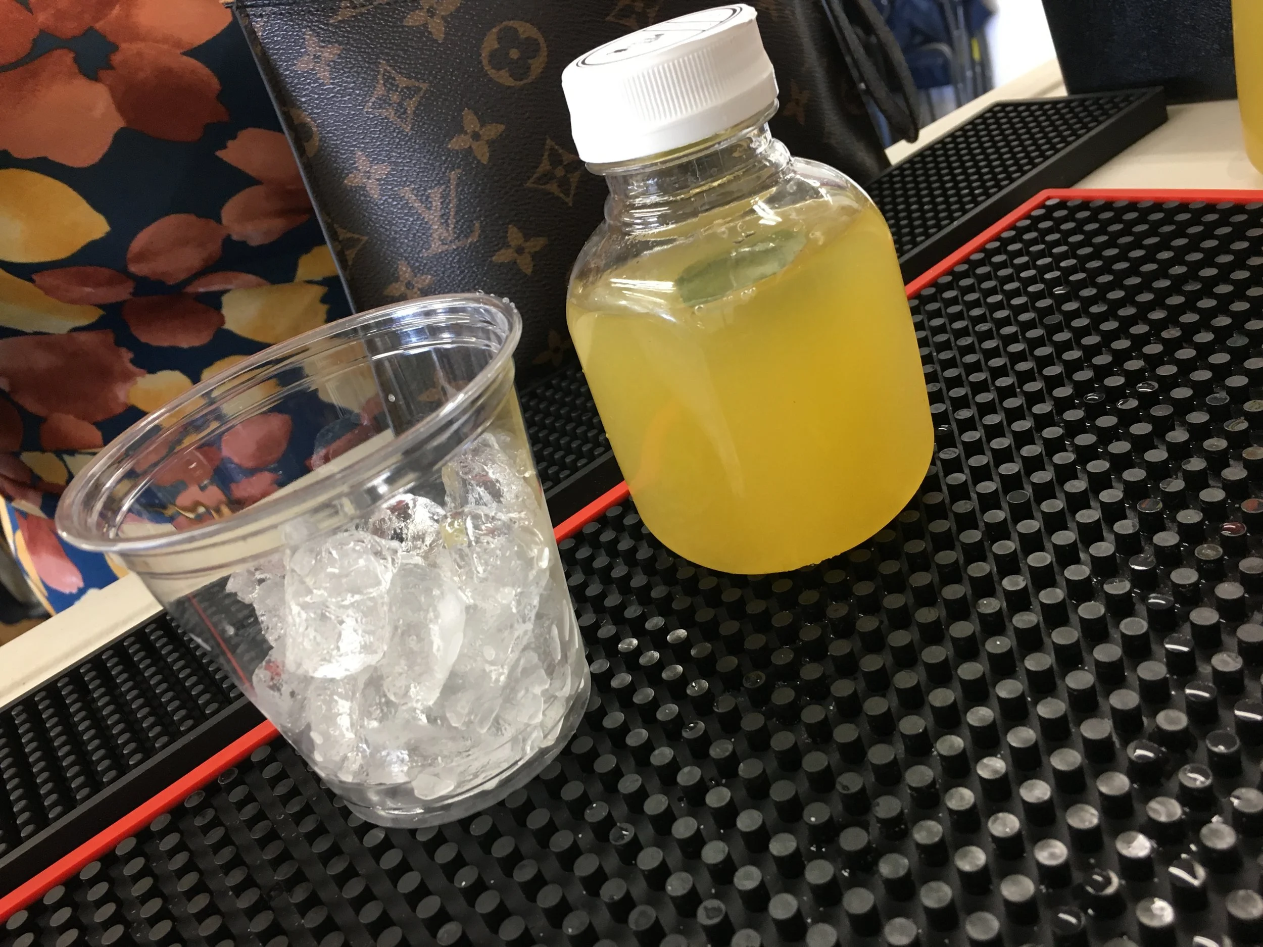 7A7EA26D-1B18-4CD1-B2DF-6CE29CE91E5C