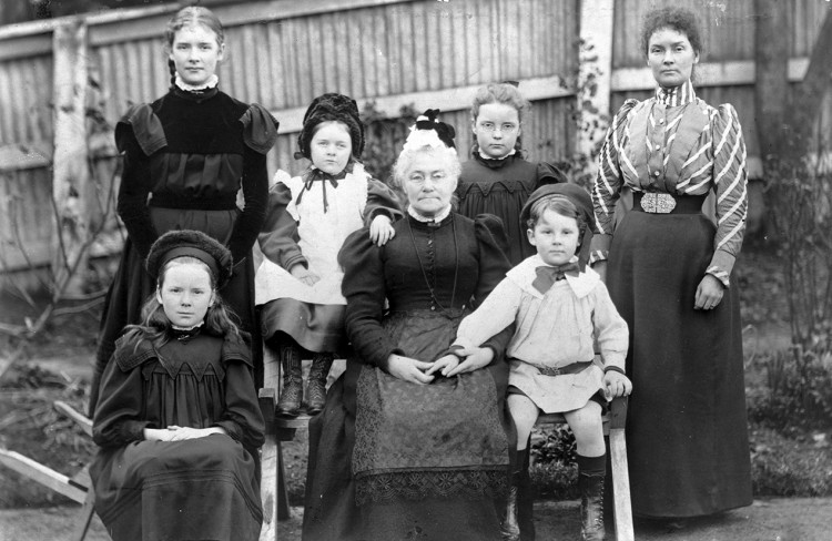 Portrait of the Beauchamp family