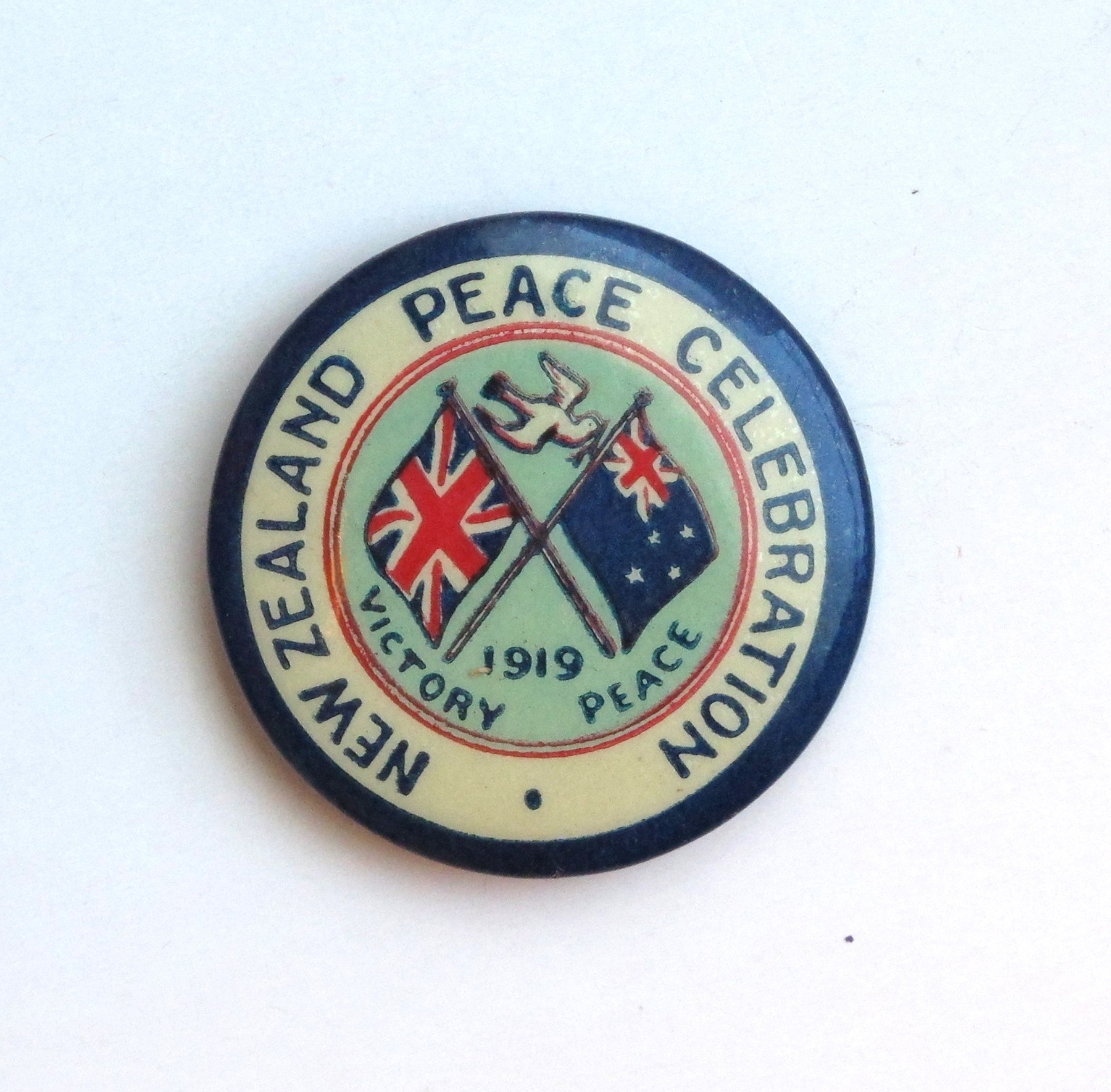 NZ Peach Badge.jpg