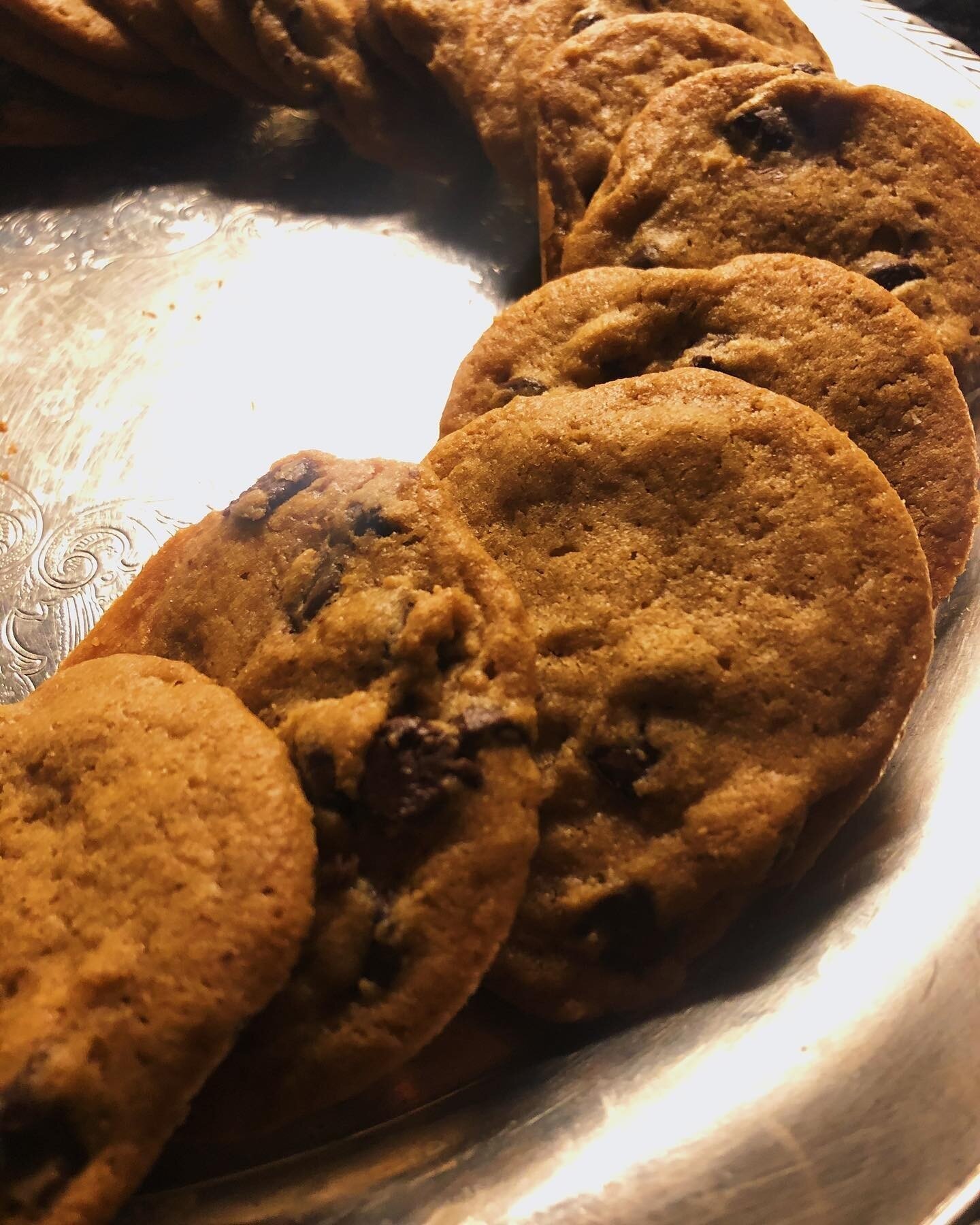 It&rsquo;s finally the weekend! And weekends mean we&rsquo;re open for brunch, dinner, and a late night light bite! Brunch goes 11am-4pm. Our late night menu kicks off at 11pm. If you stick around late enough, the fresh baked cookies come out at Midn