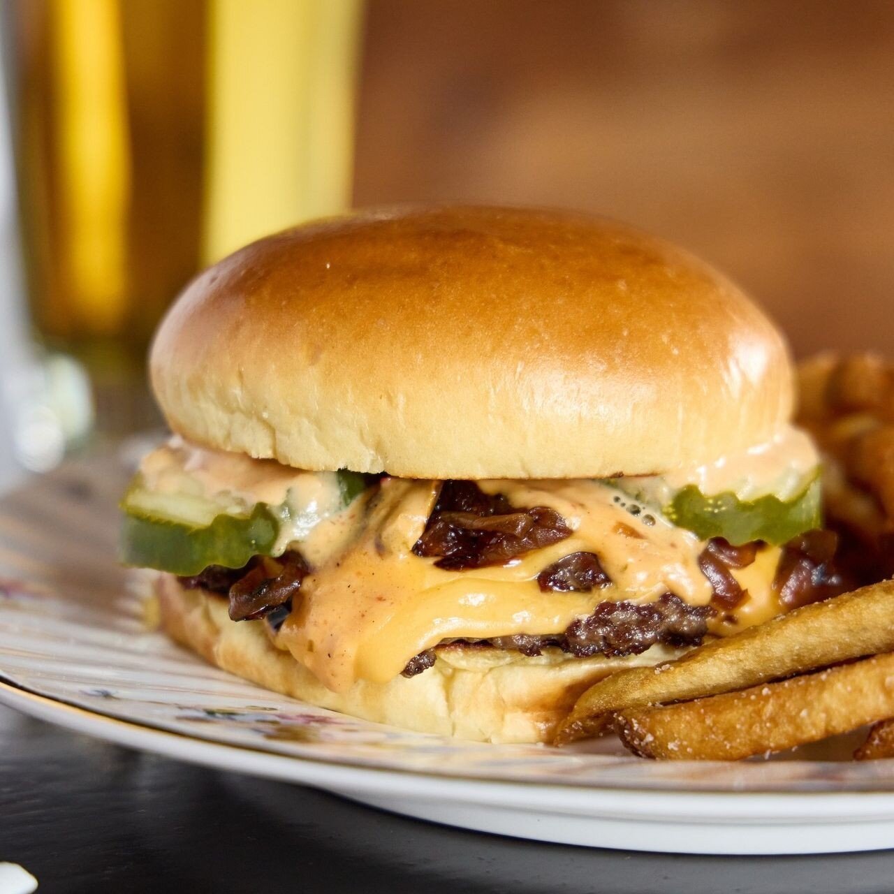 What sounds better than a burger, fries and a cold beer? We&rsquo;ve got what you&rsquo;re looking for. Come on out to Scofflaw! We open at 5pm and last call is at 12:30 am!⁠
📷: @rentauskas⁠
⁠
#scofflaw #scofflawchicago #logansquare #chicagococktail