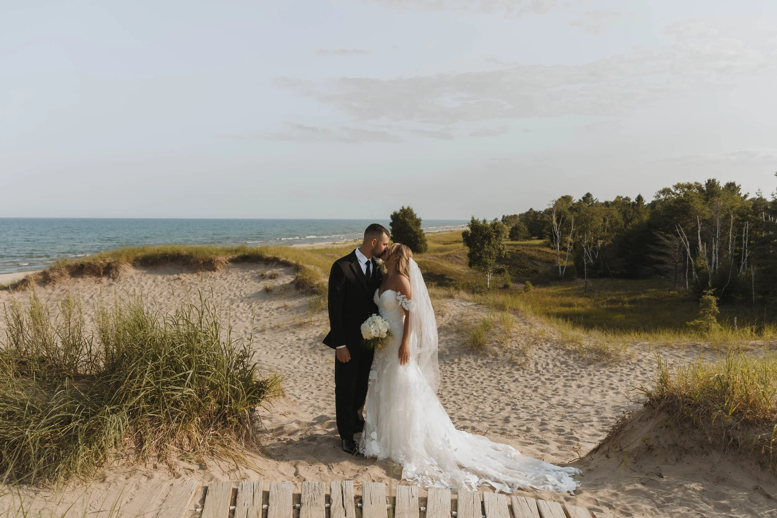 jaxlens_kohlerandrae_wallacepreview48.jpg