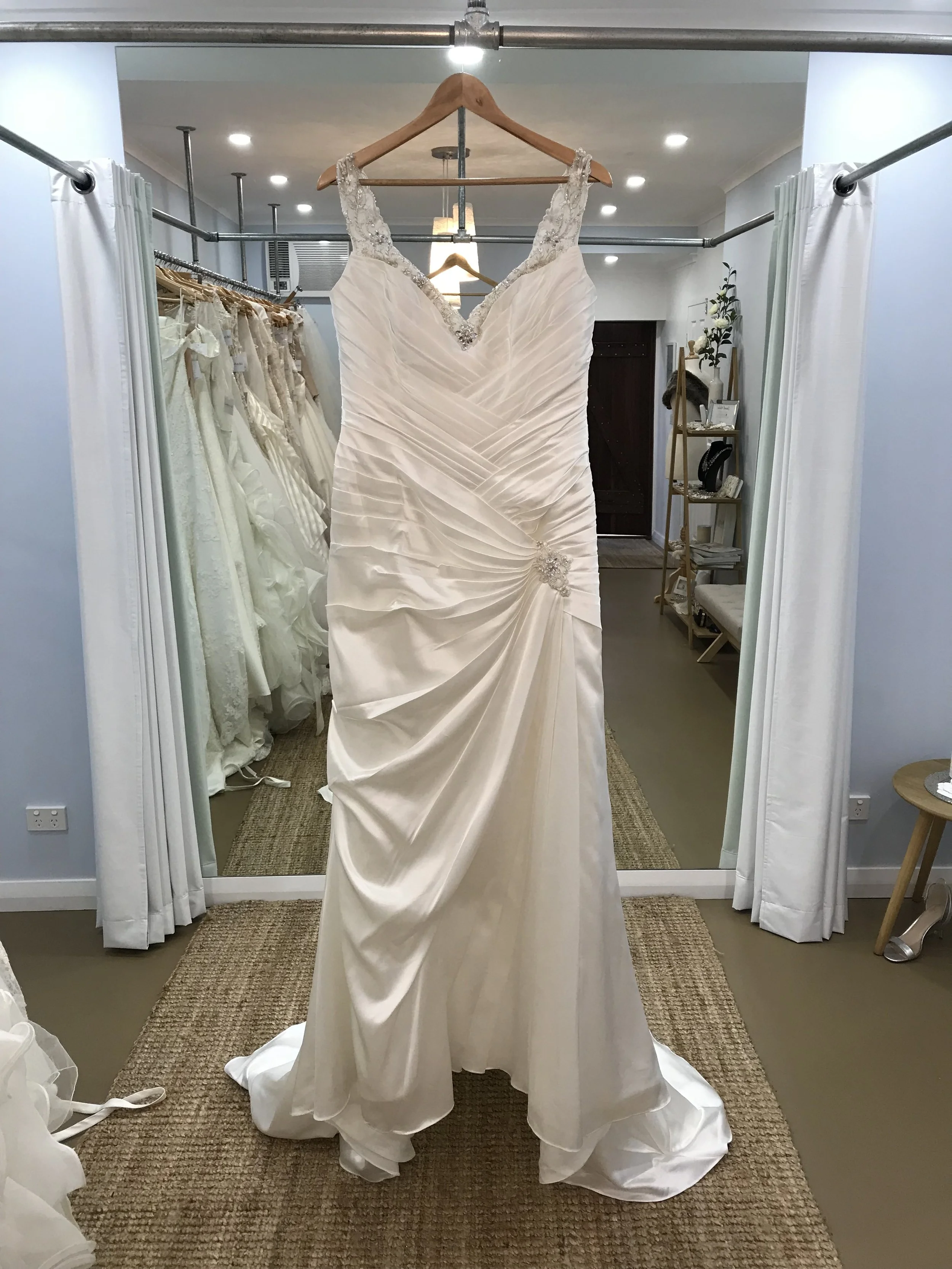 Sophia Tolli - Size 14