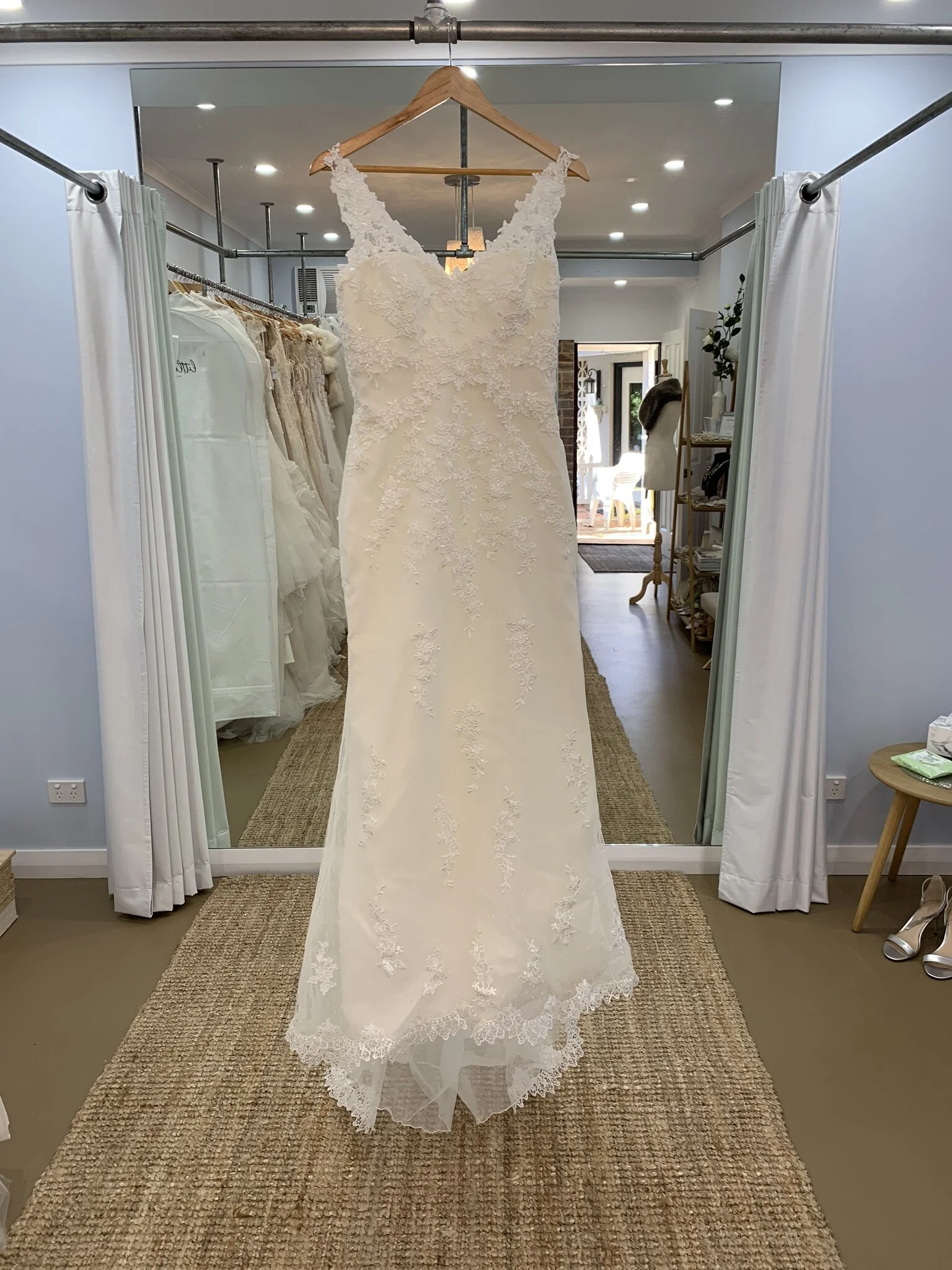 Avenue Diagonal - Size 12