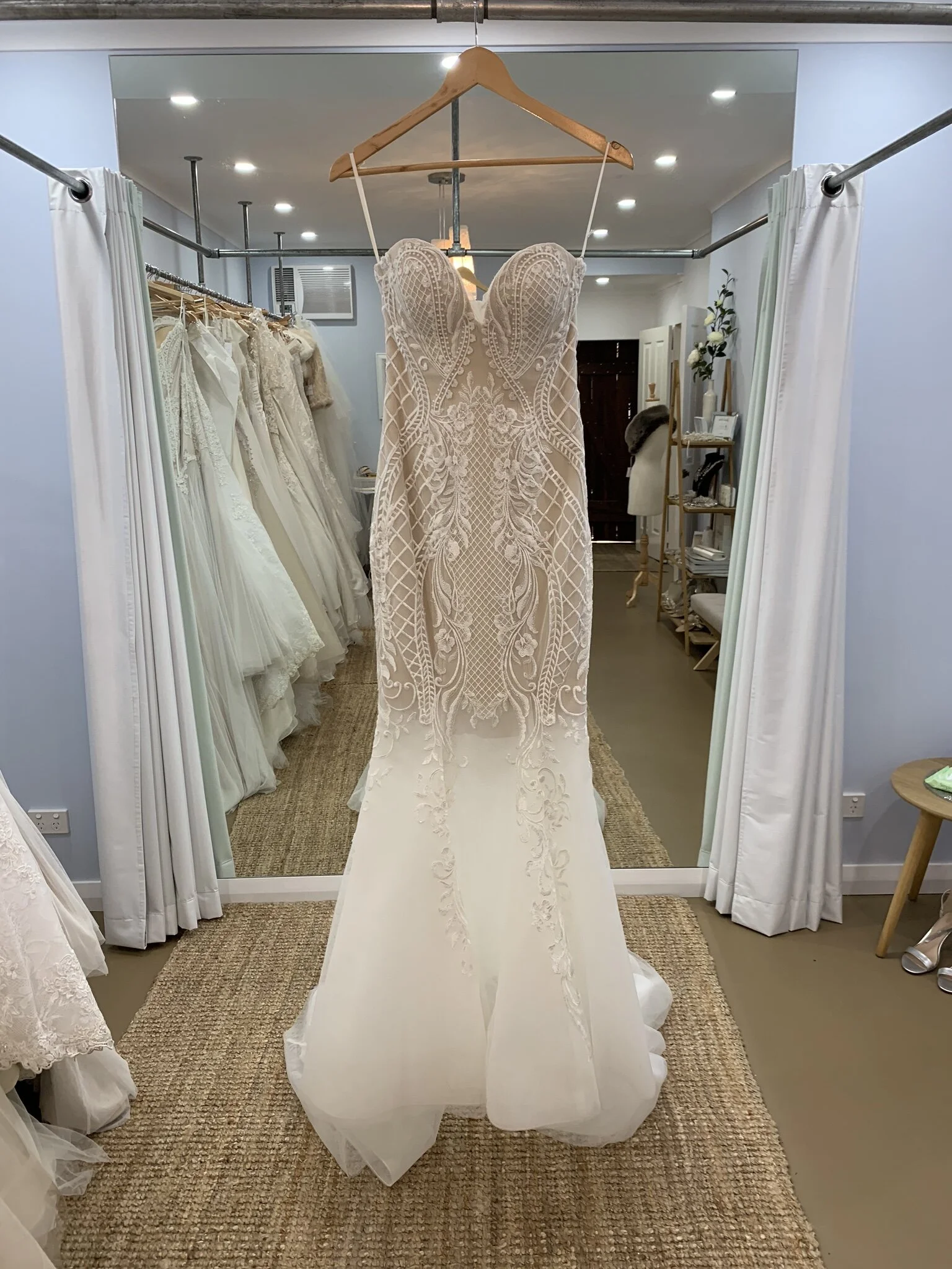 Pallas Couture - Merla - Size 8