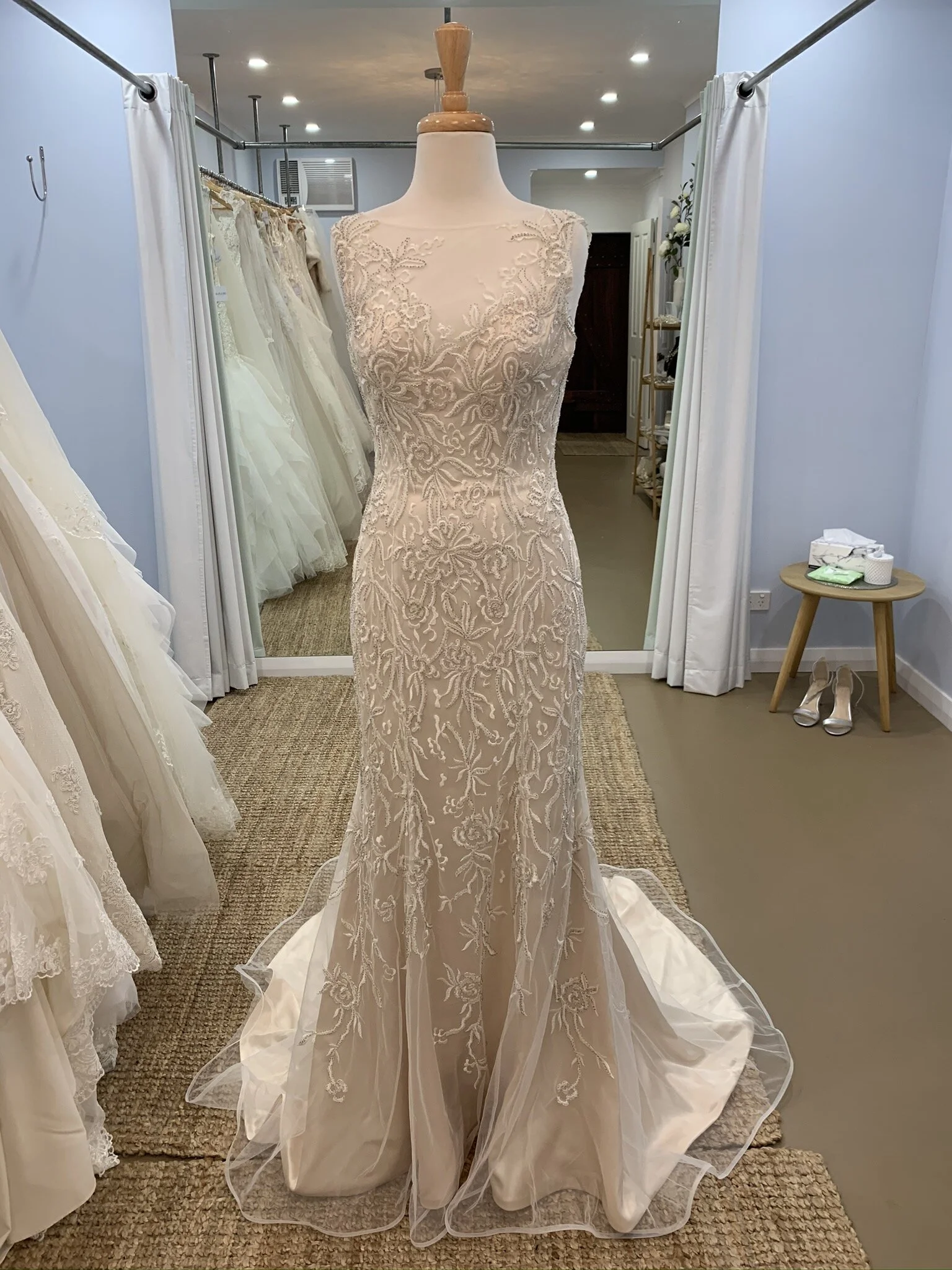 Bridal Chic - Size 8