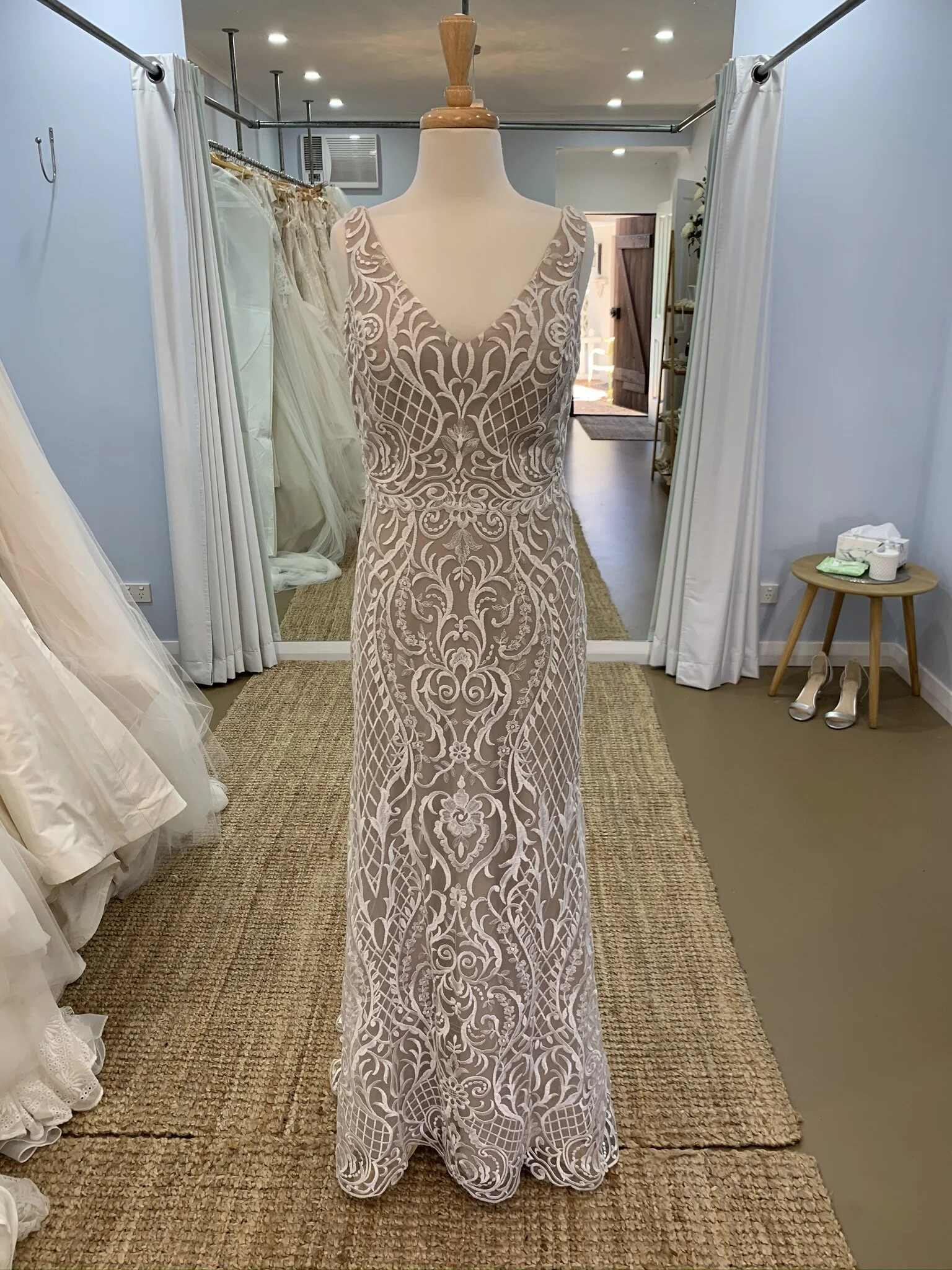 Wendy Makin - Valina - Size 10