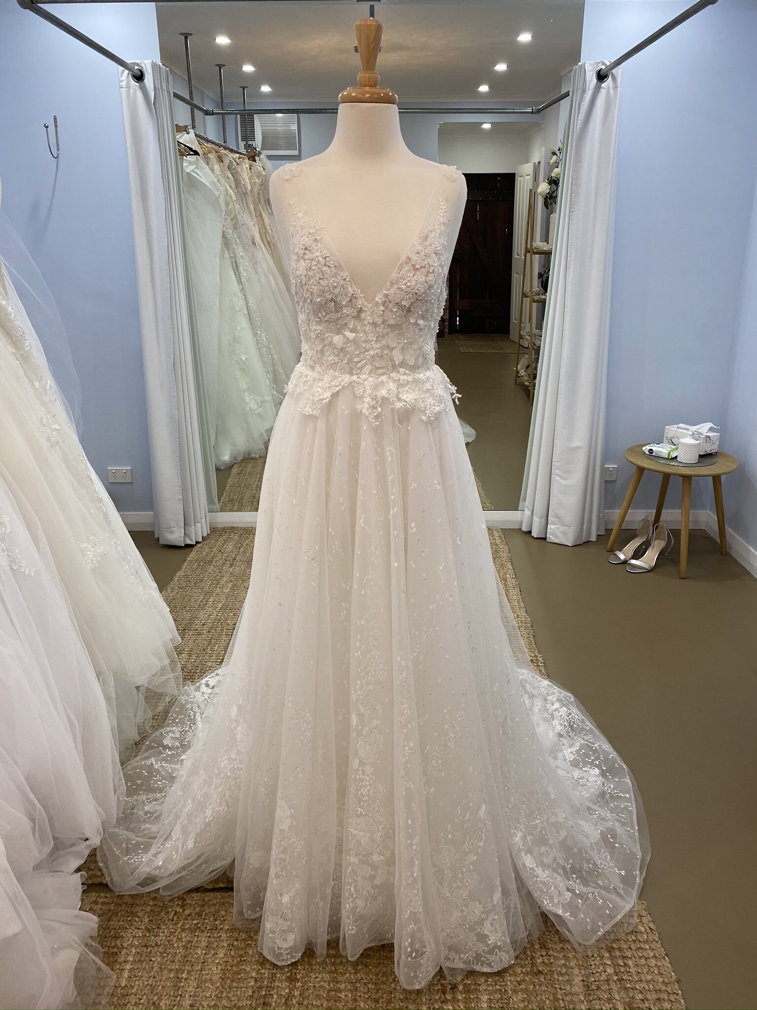 Wedding Societe - Size 10
