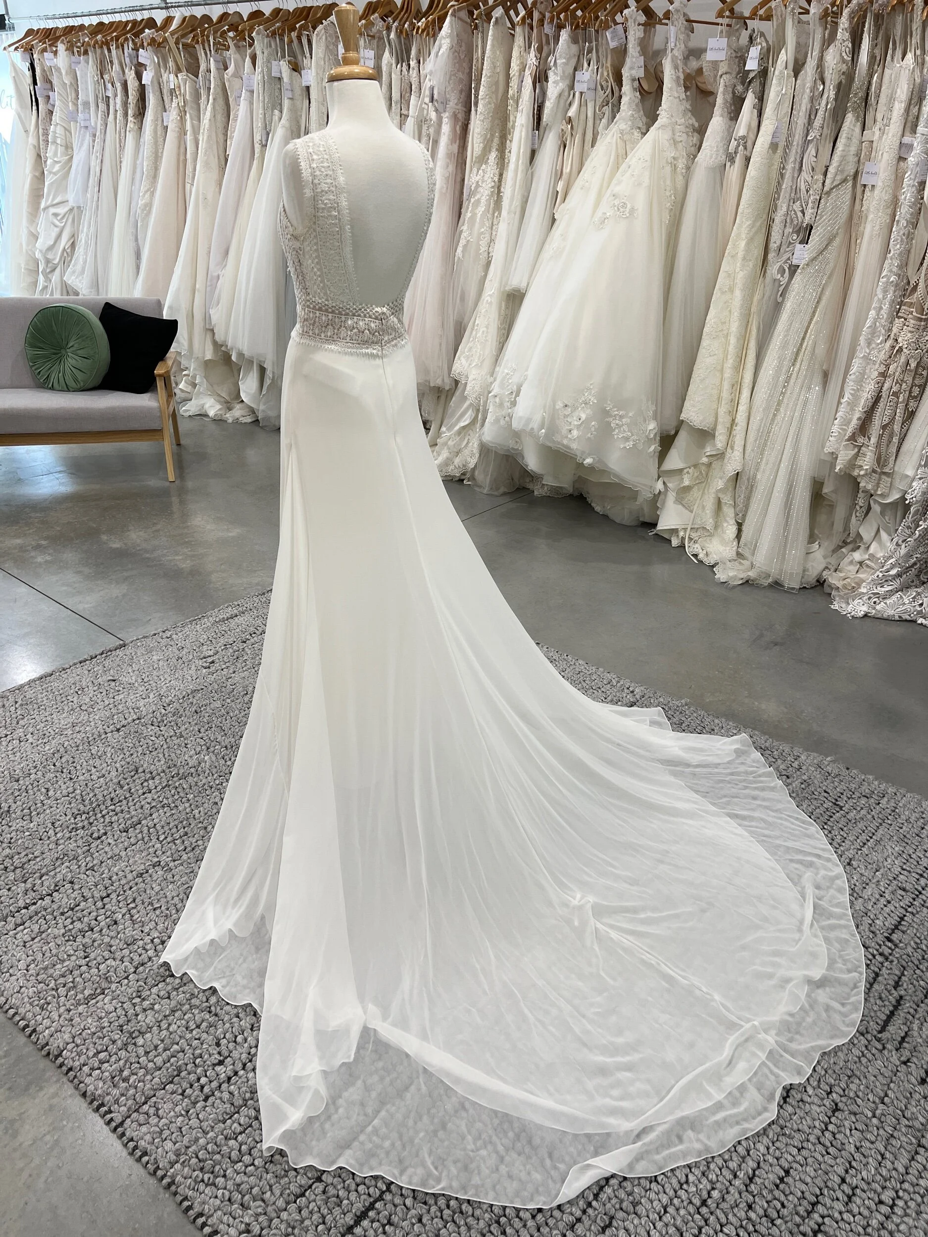 B9C556B9-DAC8-49EC-AD49-FF5B7521649E