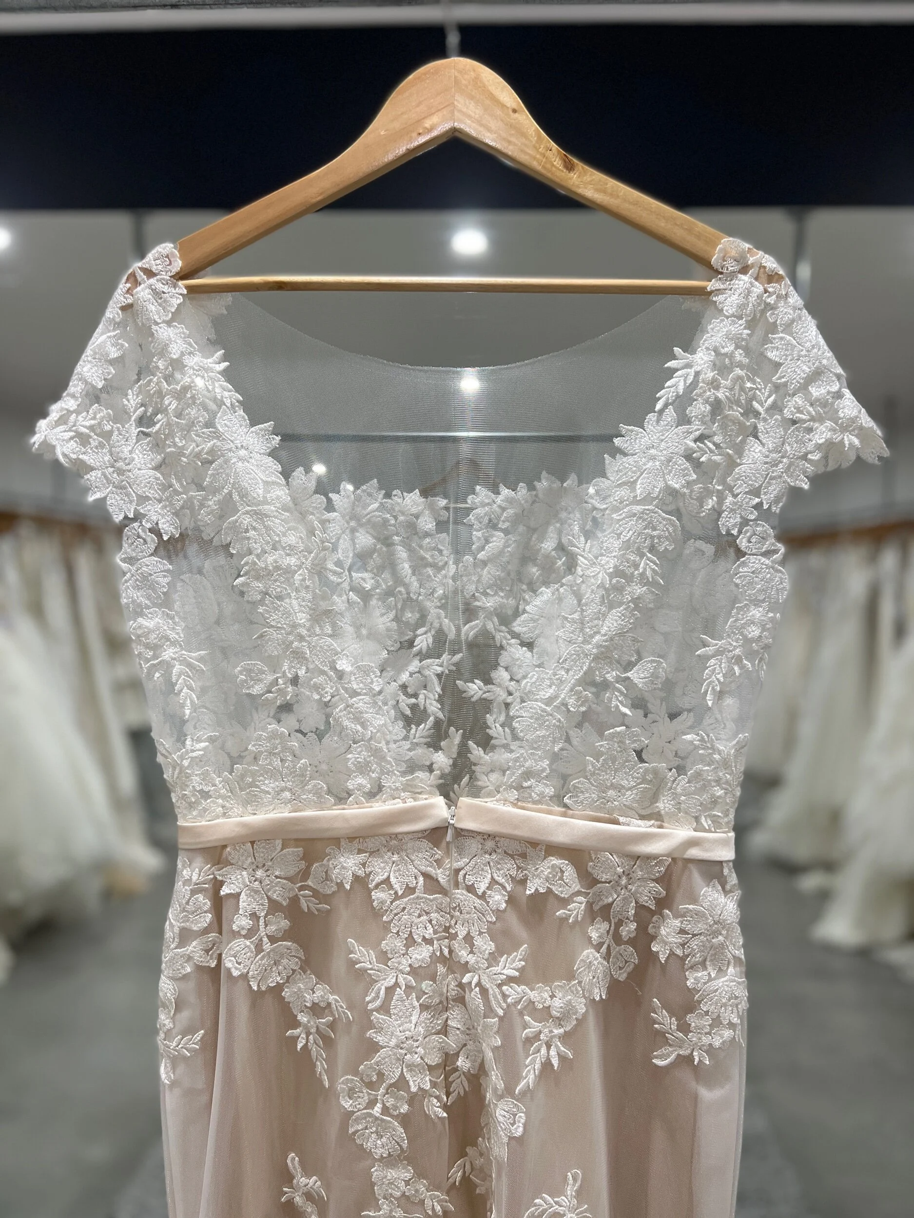 EE876FFB-0162-49AD-AF6E-5A1AB4CA03E7