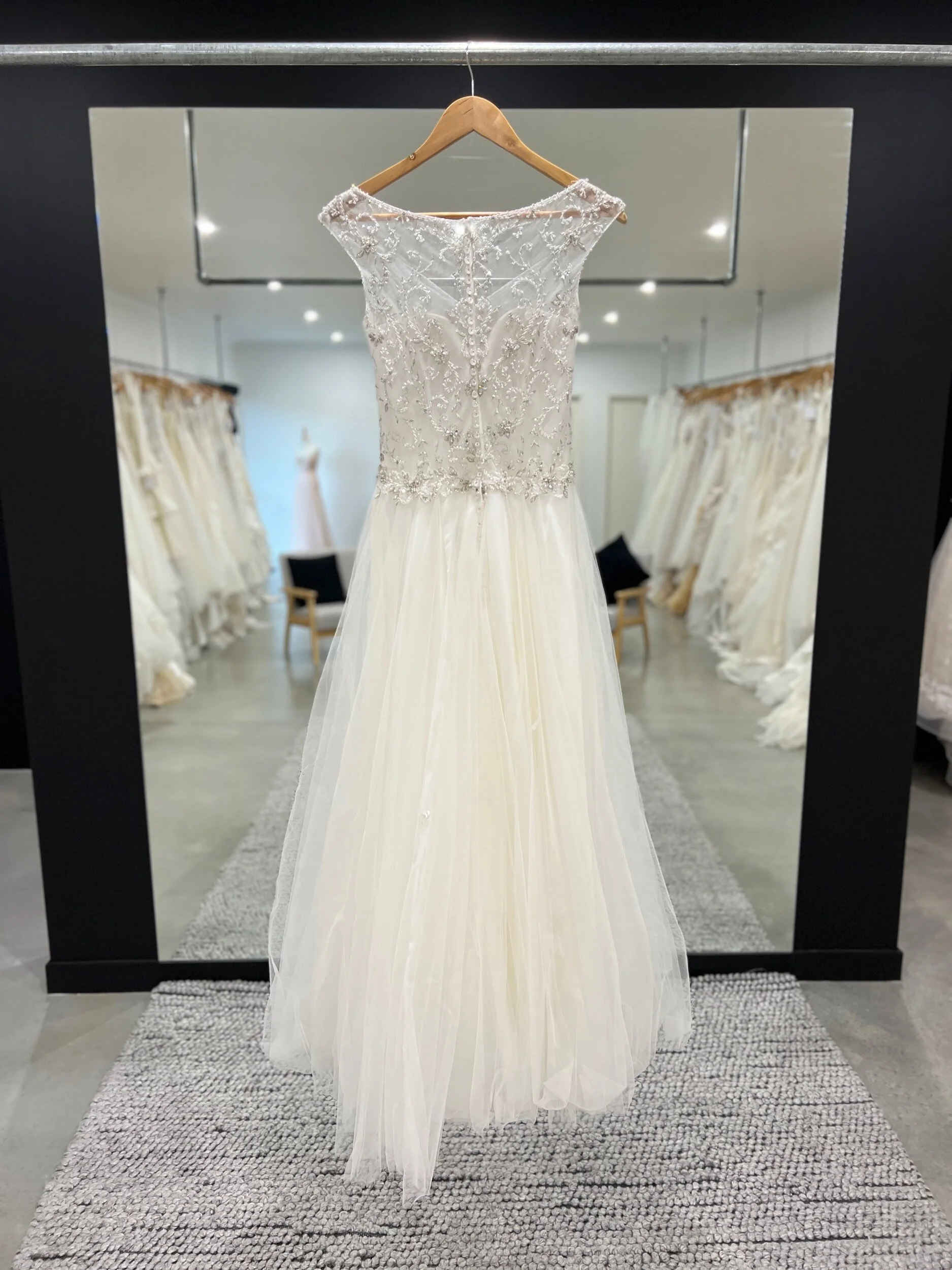 9C57AAEC-84B8-4FE0-ACD7-1A820A6A4E4A